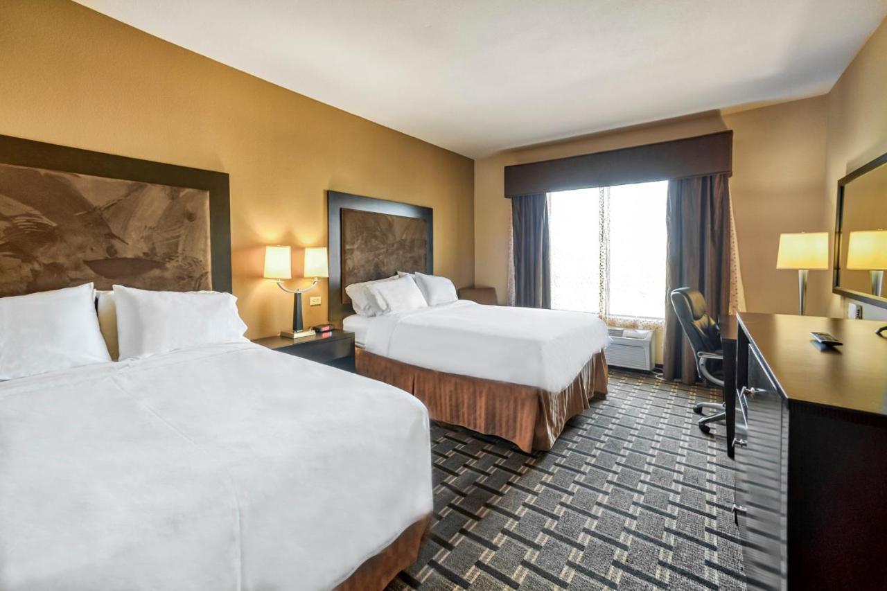 Holiday Inn Express And Suites Beeville By Ihg Kültér fotó