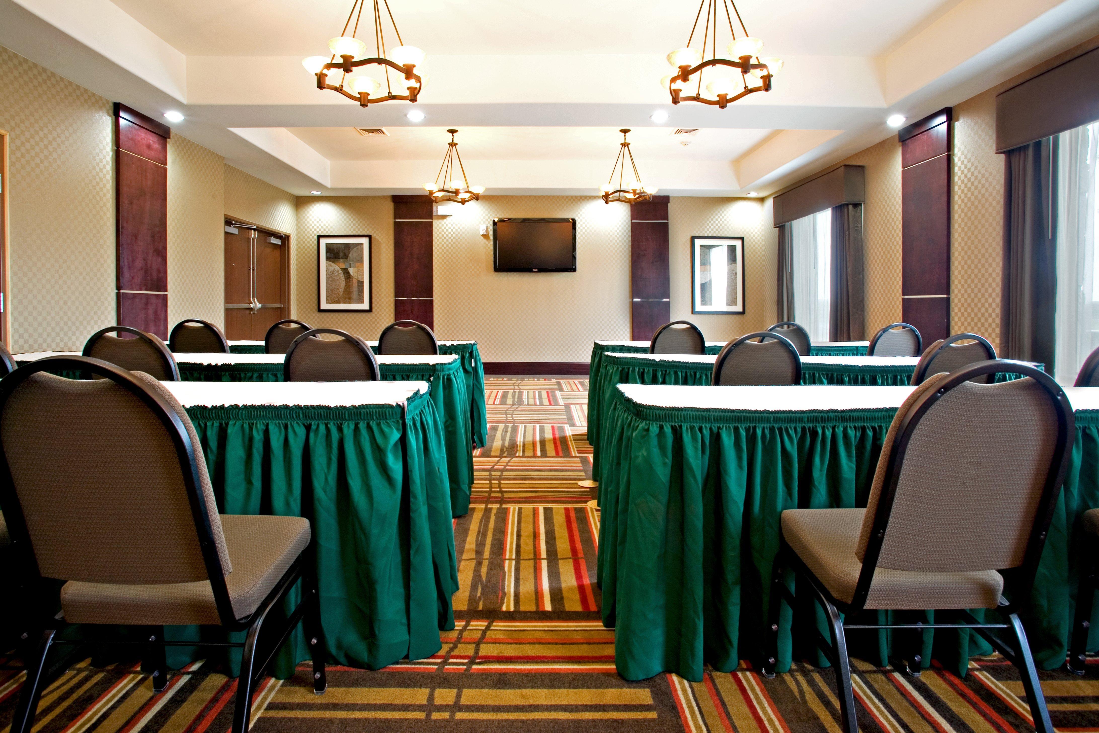 Holiday Inn Express And Suites Beeville By Ihg Kültér fotó